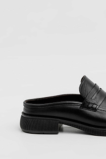 Marsela black